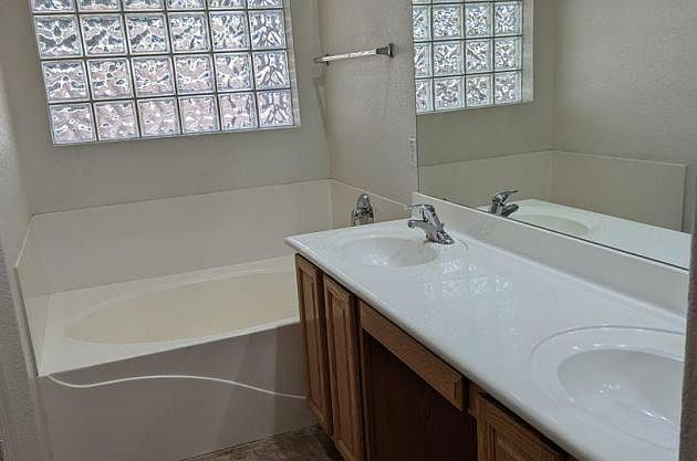 1st image of 9106 W Palm Ln