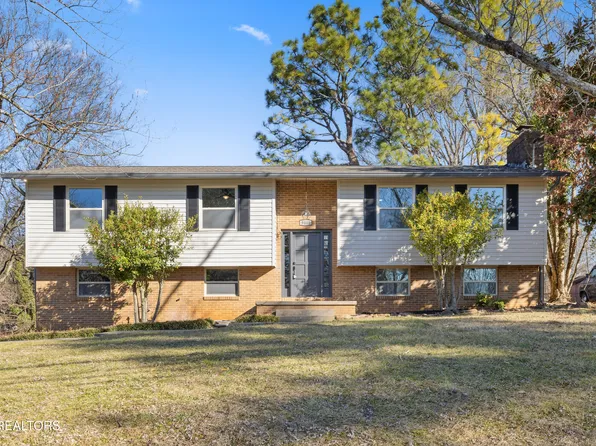 9401 Gulf Park Dr, Knoxville, TN 37923