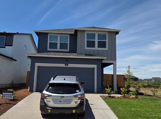 349 Greencrest St NE, Salem, OR 97301