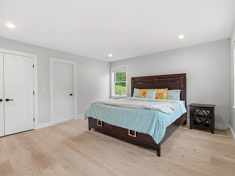 1 Lincoln Ct — Photo 23