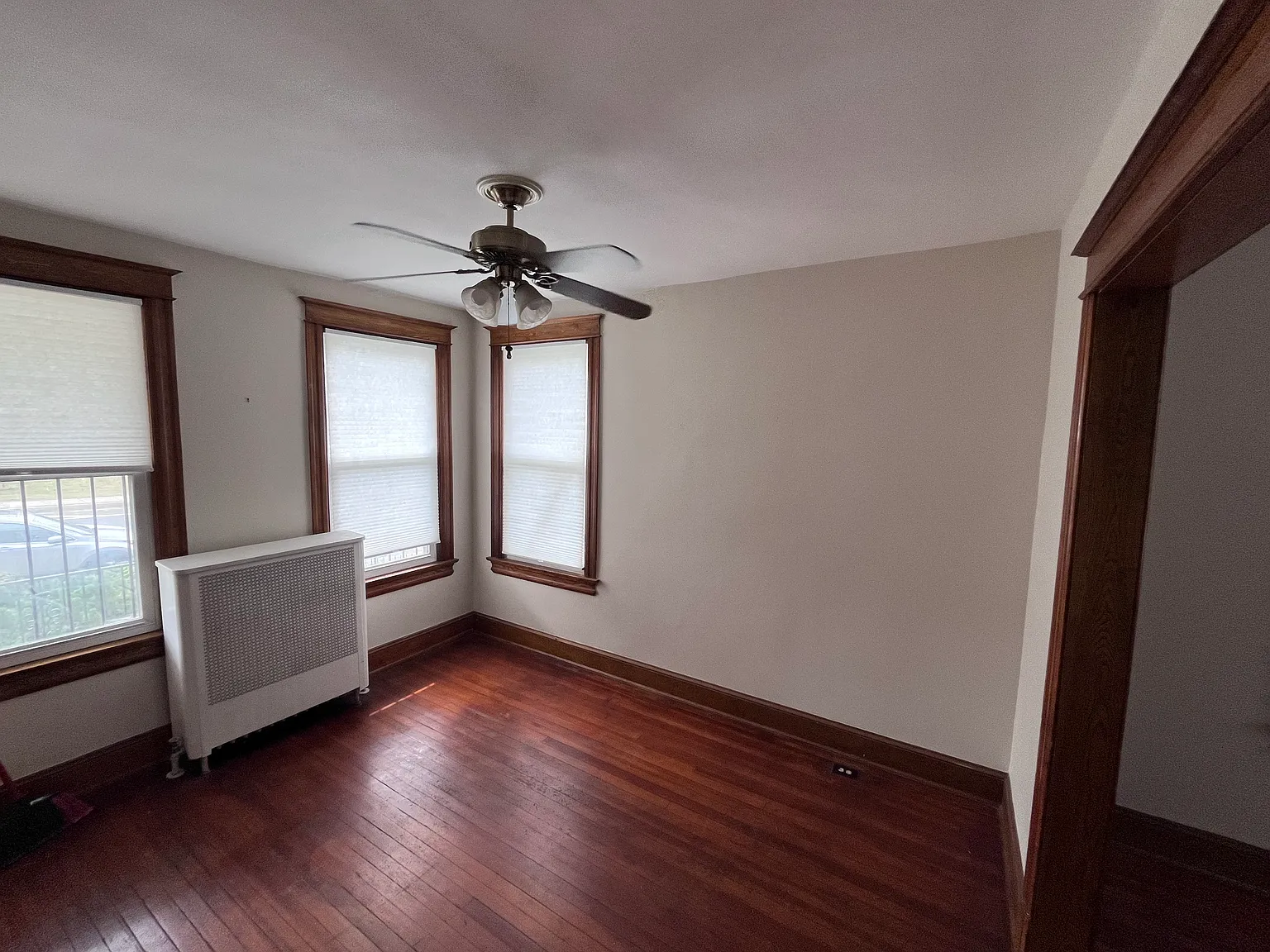 2 bed, 1800 sqft, $2,950 — Photo 3