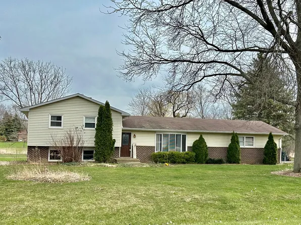 42609 Washington Ave, Winthrop Harbor, IL 60096