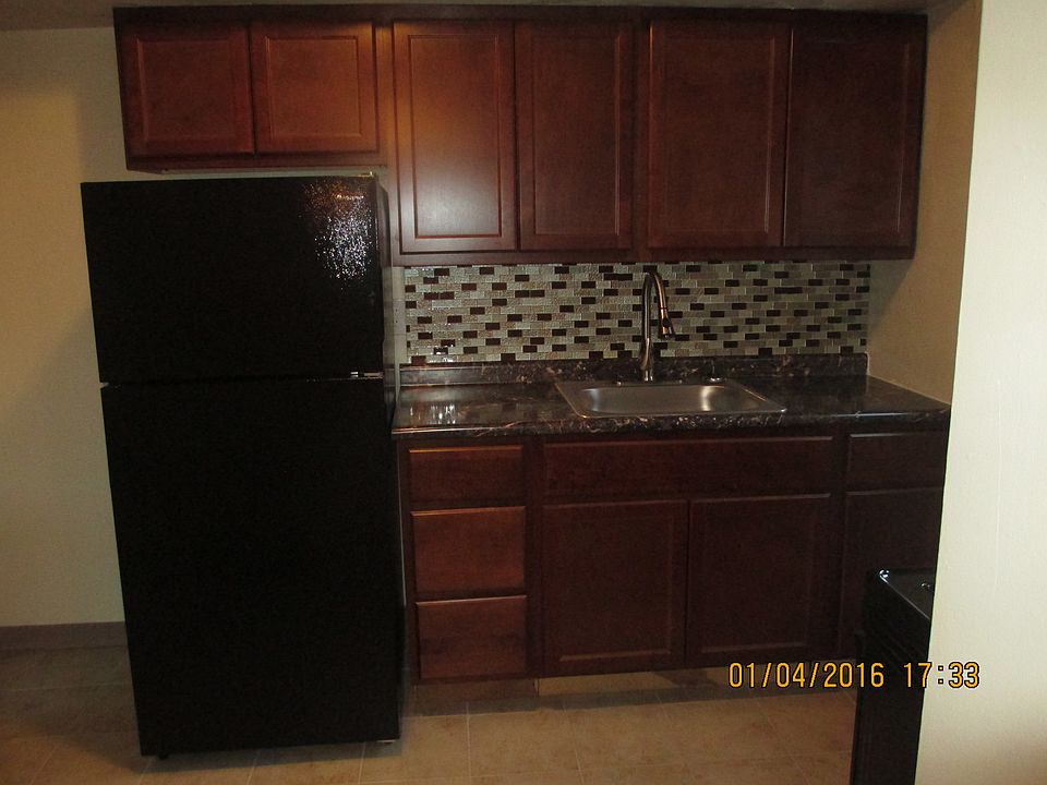 2nd image of 1553 Parkline Dr