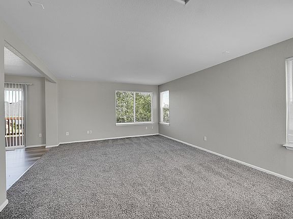 2nd image of 8431 Meadowcrest Dr