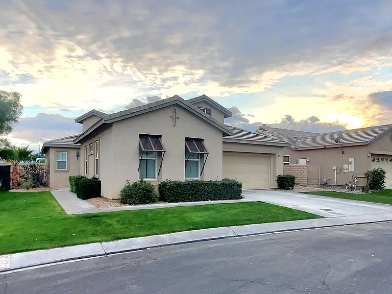 82787 Matthau Dr #82787 — Photo 1