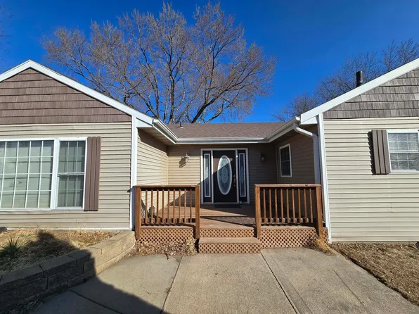 1200 E 15th St, Yankton, SD 57078