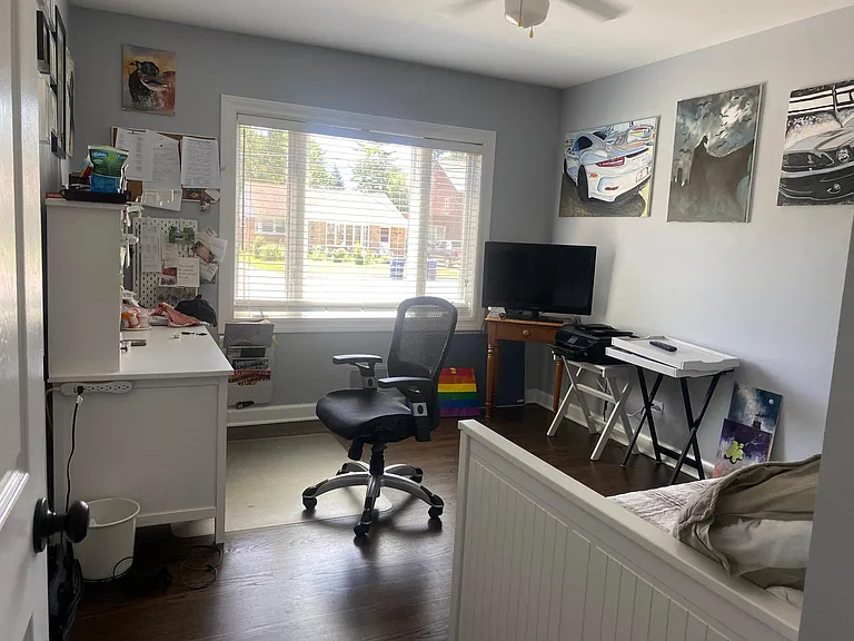 1st fl office/ BR