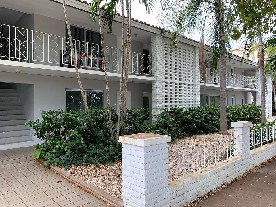 1st image of 915 Palermo Ave APT 204