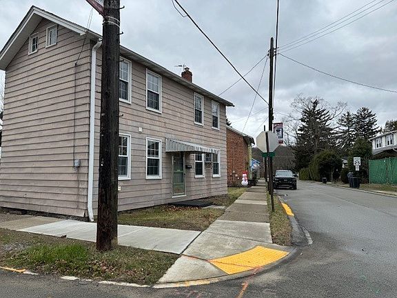 2nd image of 103 Main Blairsville