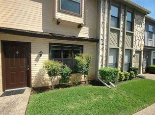 1388 S 12th St, Waco, TX 76706