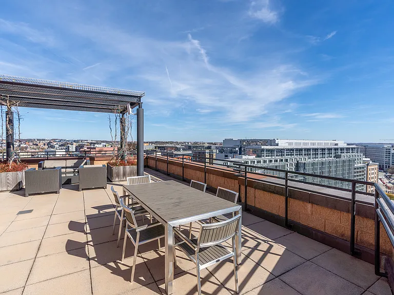 Roof Deck