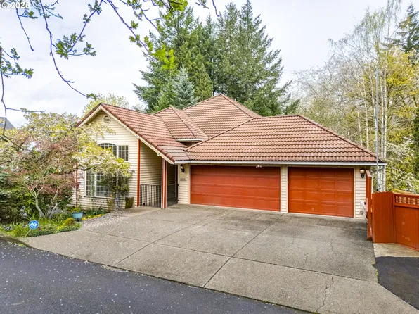 13655 SW Mountain Ridge Ct, Tigard, OR 97224
