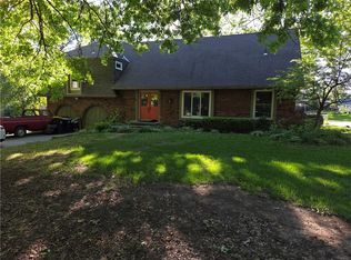 12836 Saint Andrews Dr, Kansas City, MO 64145