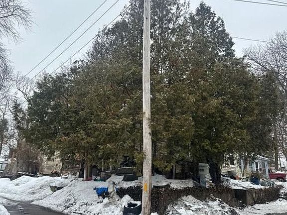 2nd image of 163 S Athol Rd