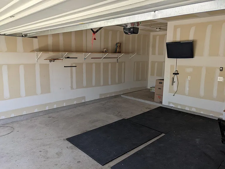356 Twisted Oaks Ln — Photo 31