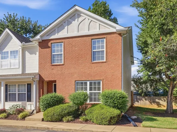 342 Arapaho Dr, Murfreesboro, TN 37128