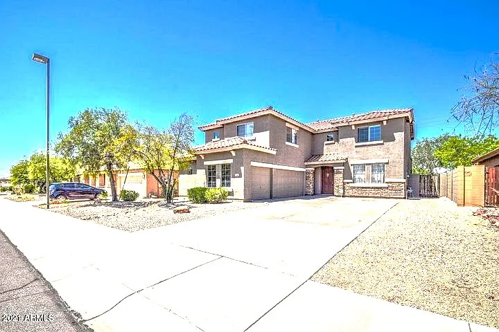 17584 W Acacia Ct — Photo 1