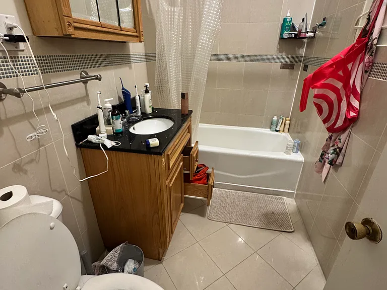41 Bay State Rd #4F — Photo 8