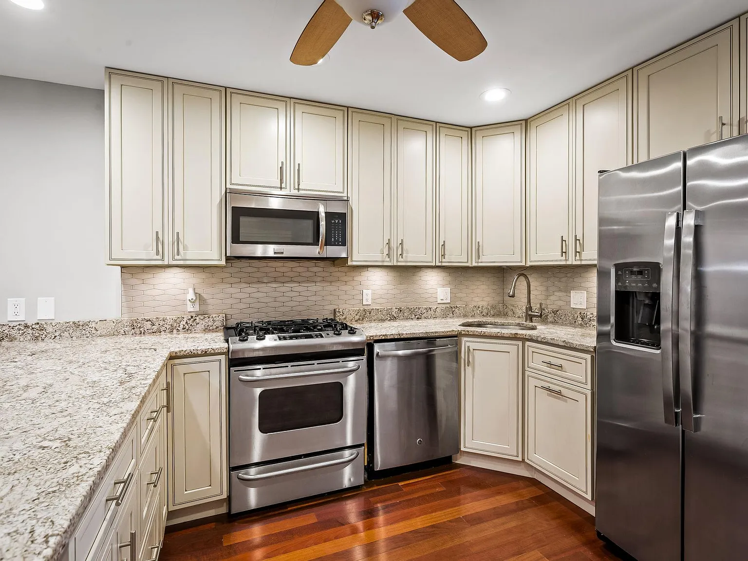 38 E Wheeling St — Photo 4