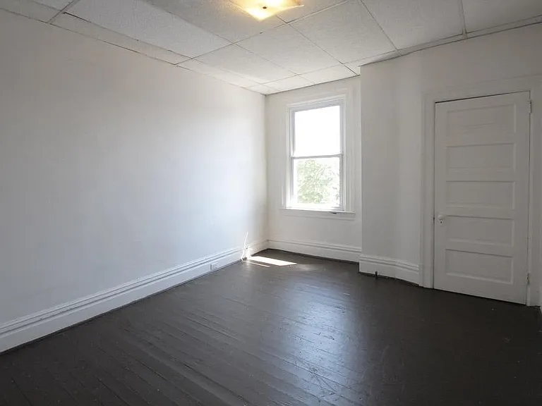 228 Union St #9 — Photo 8