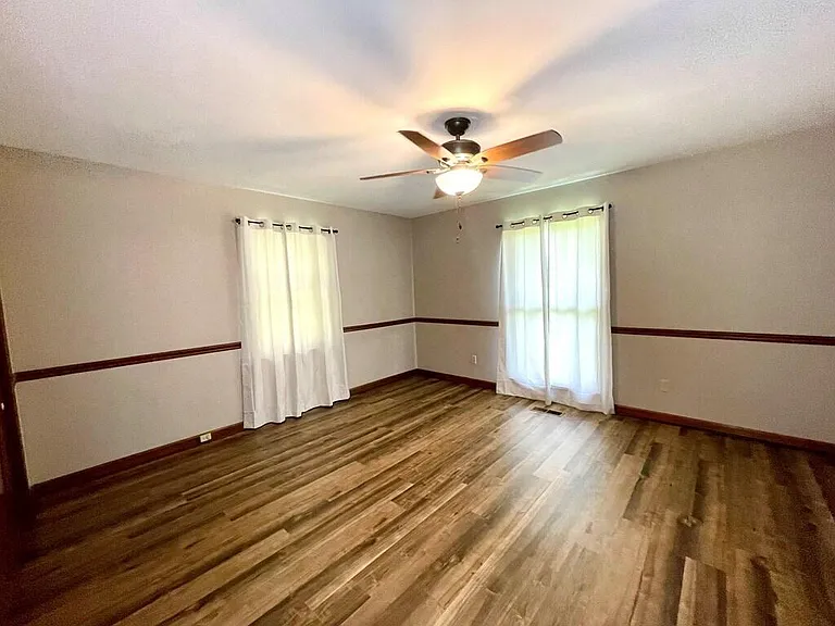 205 Browning Pl — Photo 12