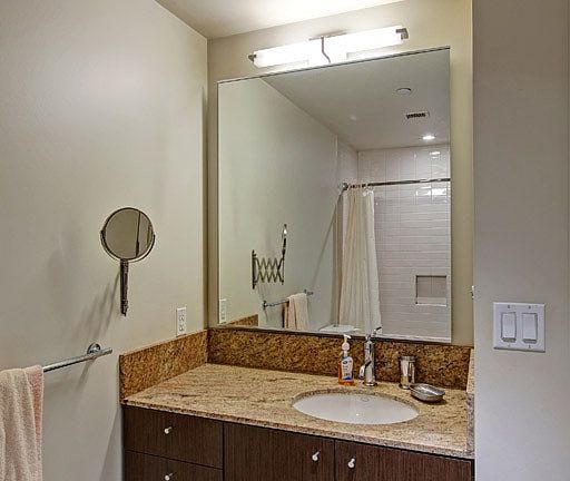 4th image of 909 5th Ave #205