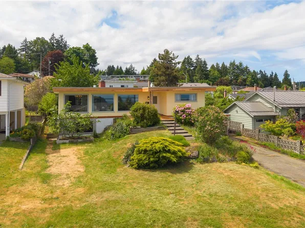 2505 Glenayr Dr, Nanaimo, BC V9S 3R9
