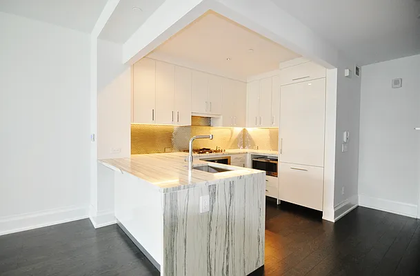 Rented by BLU Real Estate | media 30