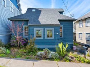 937 14th St, Astoria, OR