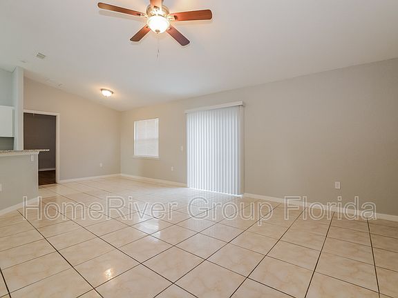 4th image of 319 Salmon Ct