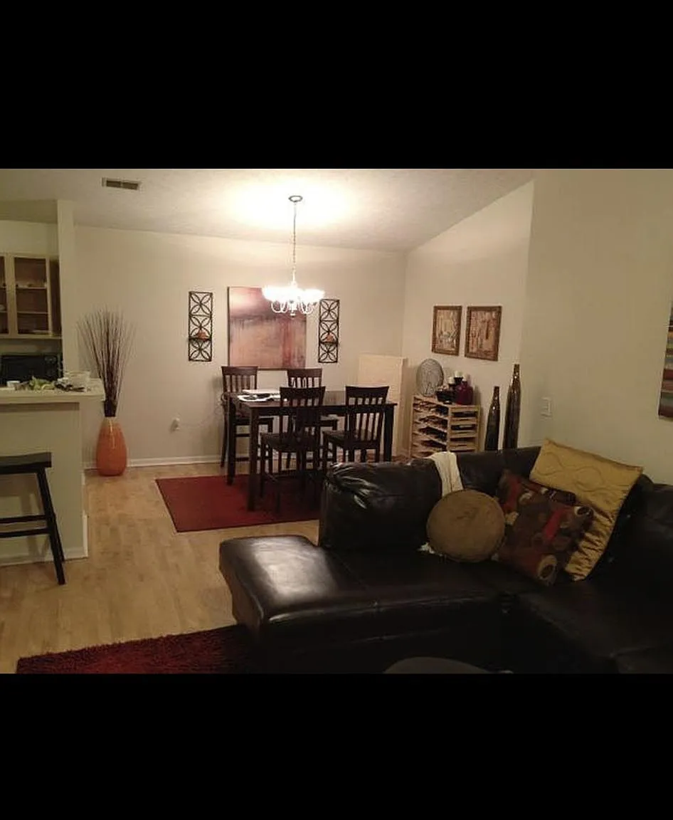 350 Timber Ridge Dr — Photo 2