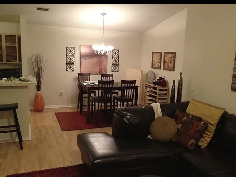 350 Timber Ridge Dr #11 — Photo 2