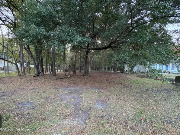 1618 Gores Landing Road SW, Ocean Isle Beach, NC 28469