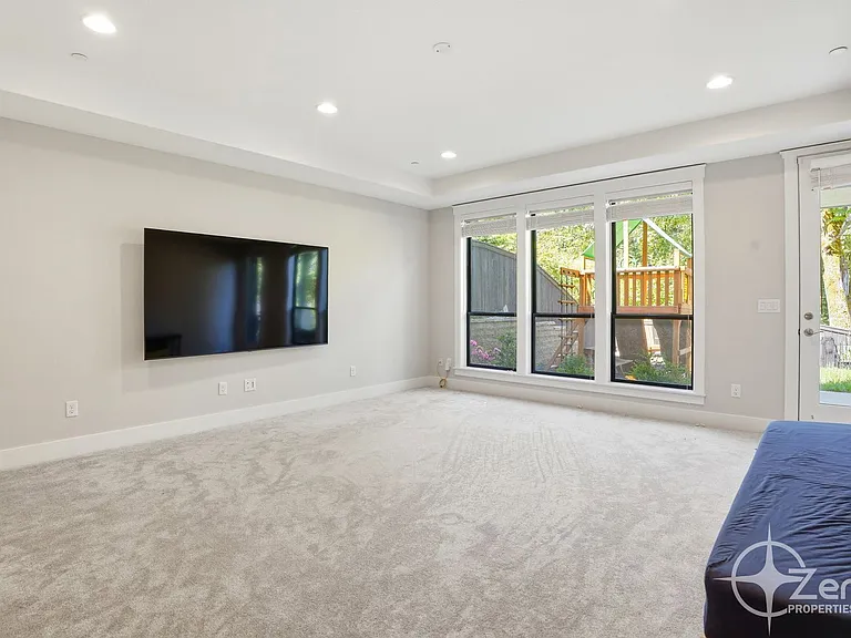 3337 NW Utah St — Photo 21