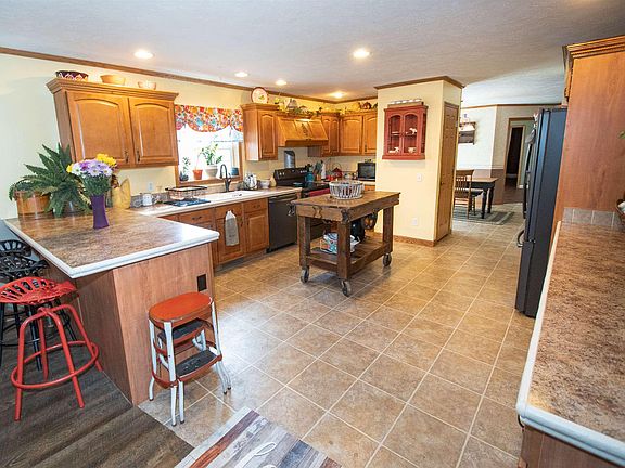 5th image of 5928 N County Road 1000 W