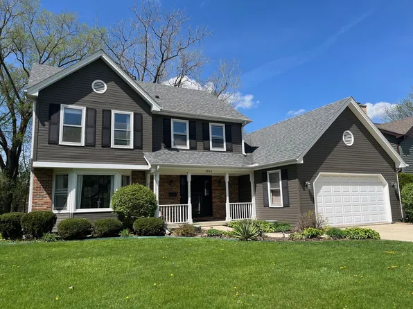 1914 Howard St, Wheaton, IL 60187