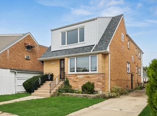 6122 W Leland Ave #2, Chicago, IL 60630