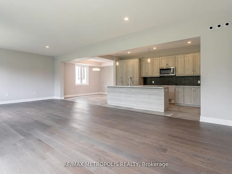 297 Whiting St #8 — Photo 20