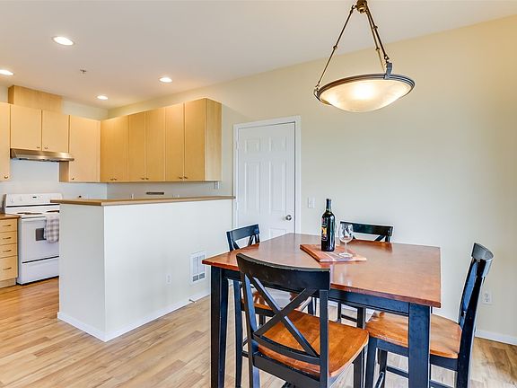 4th image of 1137 63rd Street SE #A