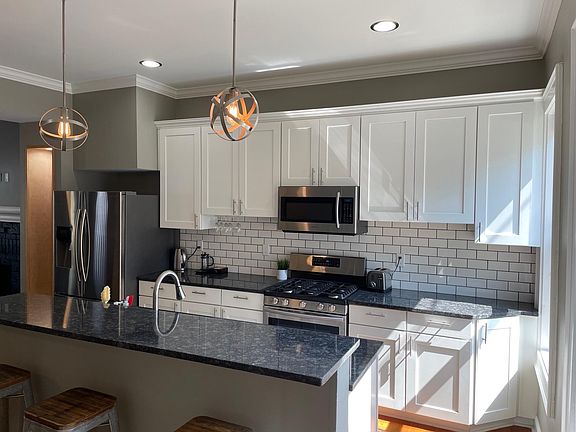 2nd image of 174 Parkwood Ave