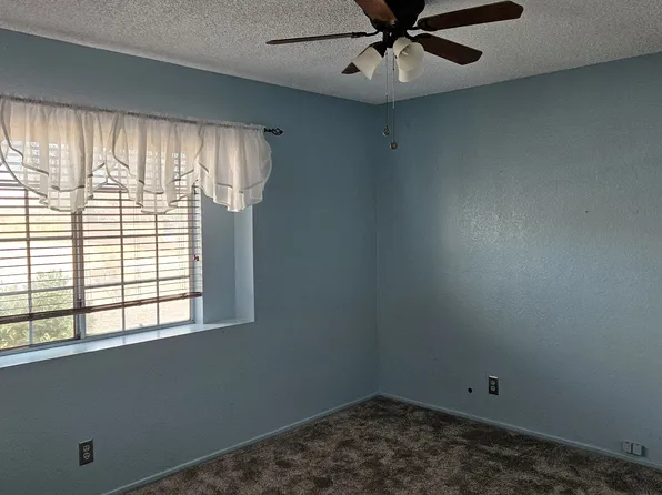 22427 Hurons Ave, Apple Valley, CA 92307