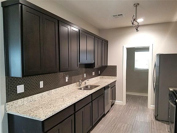 4th image of 7133 N Skies Ln
