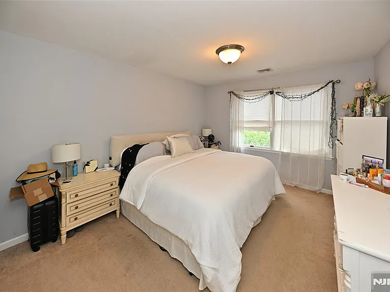 253 Madison Ave #1 — Photo 7