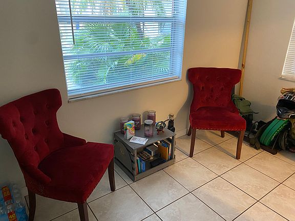 5th image of 100 SW 9th St #106