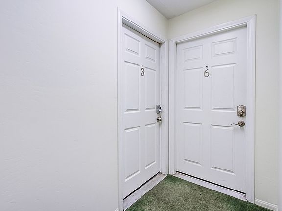 3rd image of 1033 University Ave APT 3