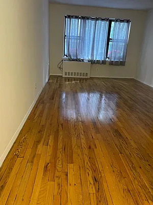 Rented by Manhattan Flats | media 5