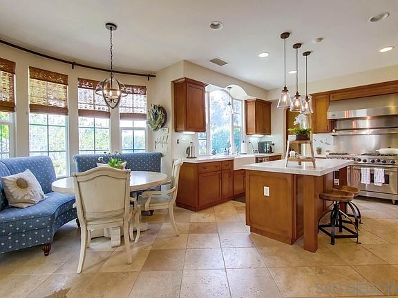 3rd image of 5213 Seagrove Pl