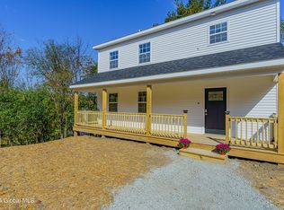 9 Leonard Ave, Nassau, NY 12123