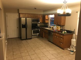 6723 E Woodland Dr, Stillman Valley, IL 61084