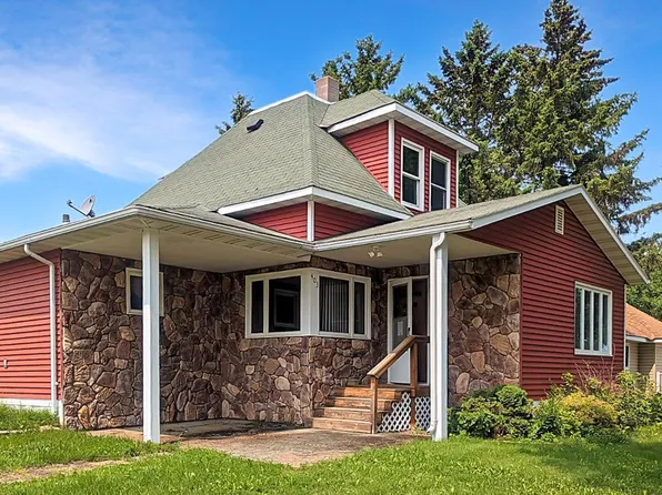 403 Main St, Oklee, MN 56742